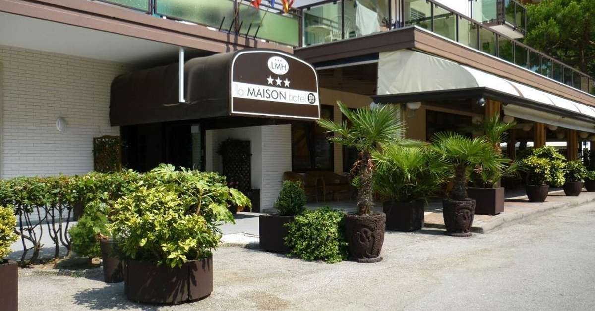 Een foto van La Maison Hotel