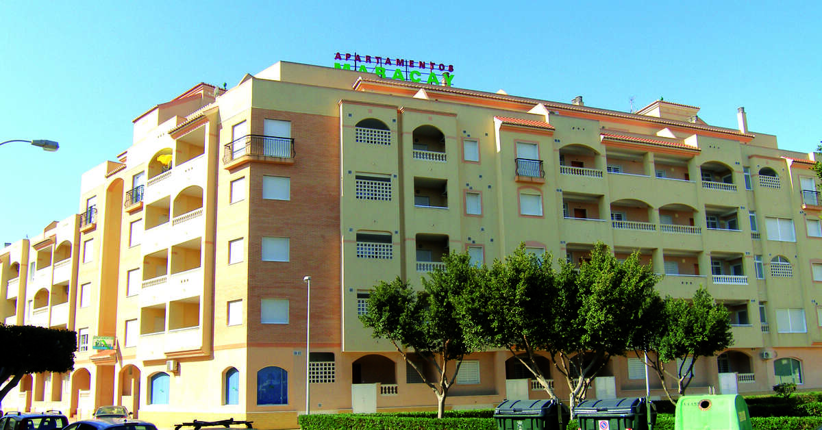 Een foto van de buitenkant van Maracay Appartementen