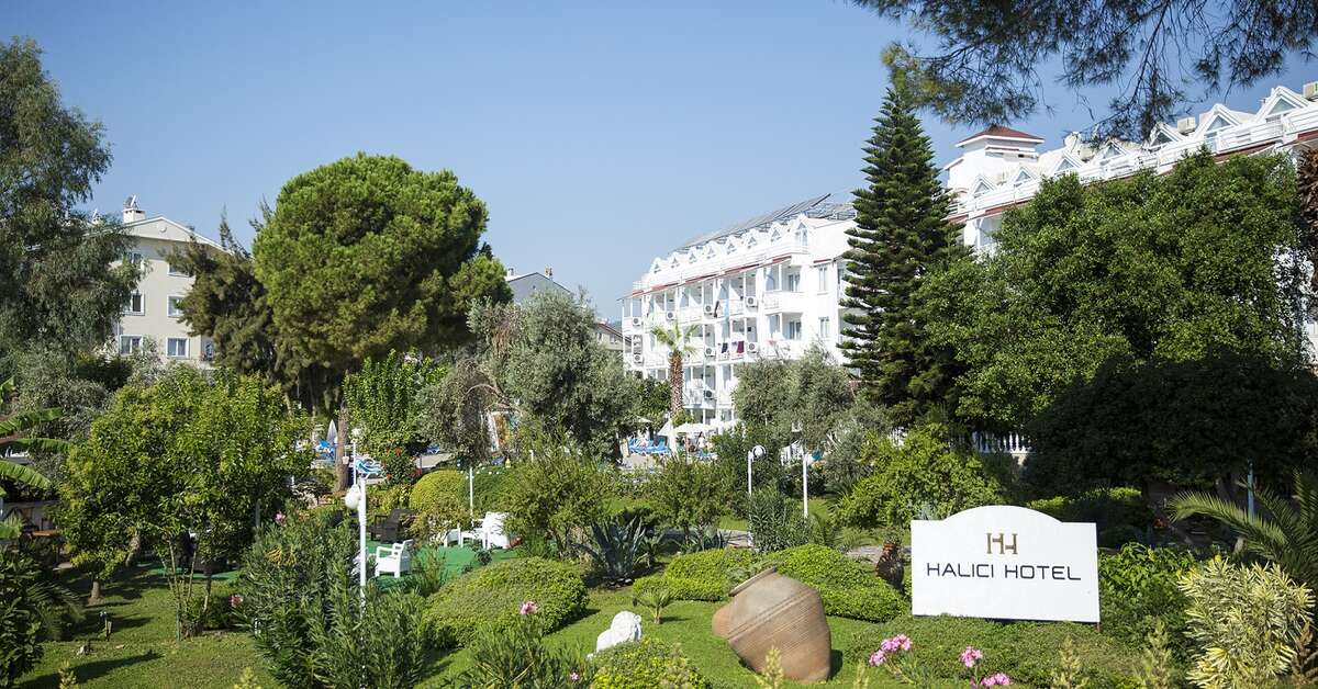 Een foto van de buitenkant van Halici Hotel