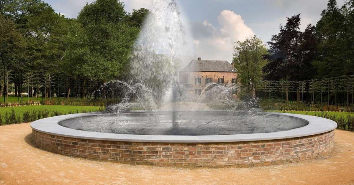 Een foto van de buitenkant van Fletcher Hotel-Restaurant Kasteel Erenstein