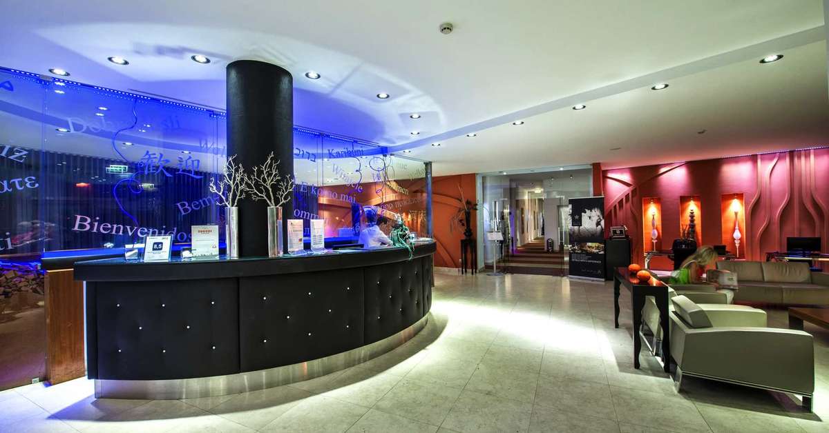Een foto van het interieur van Aqua Pedra dos Bicos