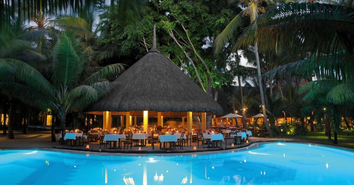 Een foto van het zwembad bij Canonnier Beachcomber Golf Resort & Spa