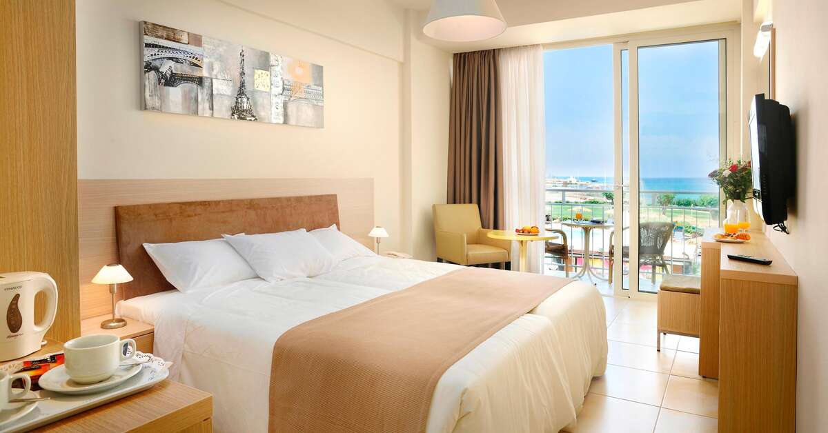 Ein Foto Pernera Beach Hotel