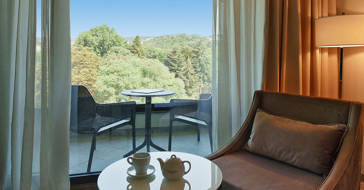 Een foto van Astor Garden Hotel
