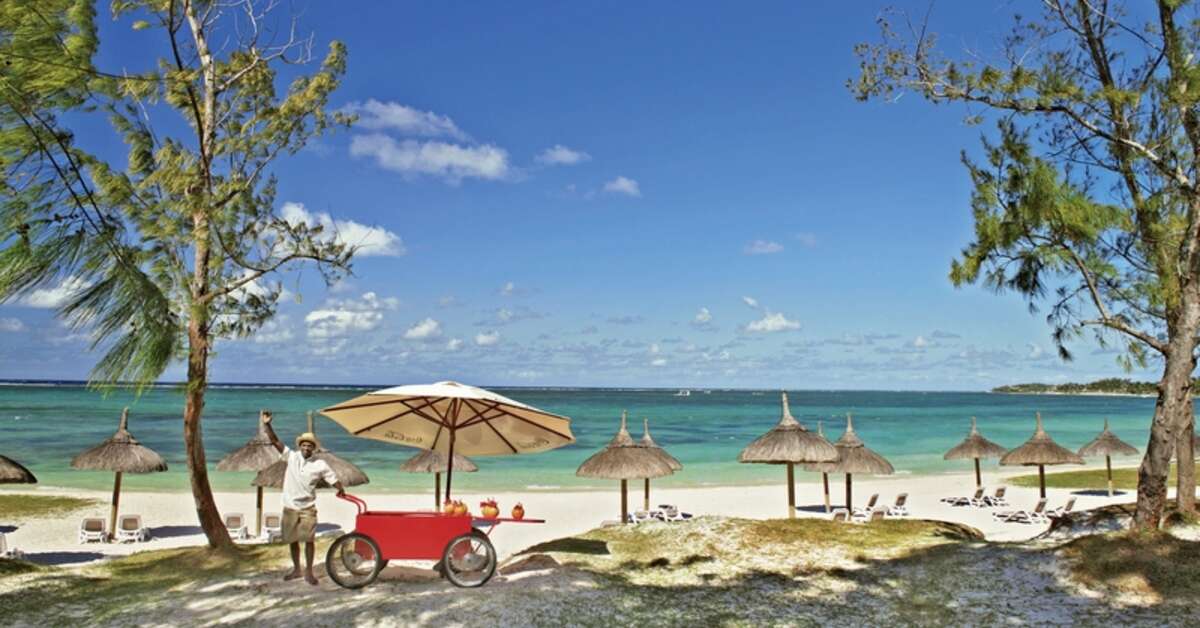 Ein Foto vom Strand beim Sunrise Attitude