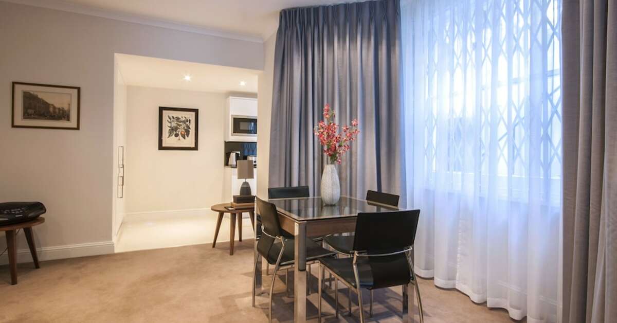 Een foto van Manson Place