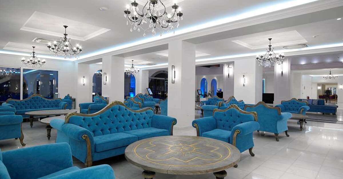 Een foto van het interieur van Anemos Luxury Grand Resort