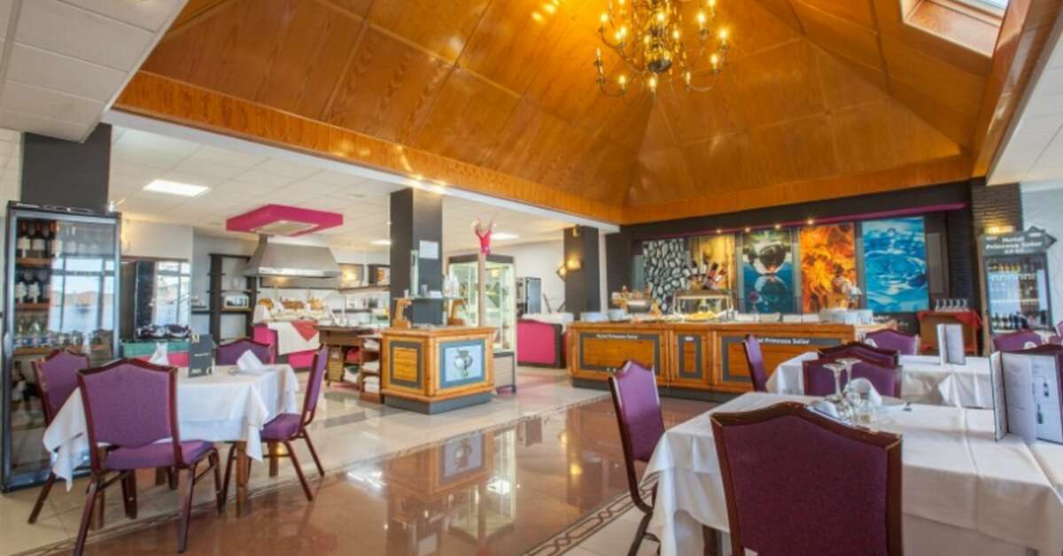 Een foto van de faciliteiten bij Hotel Princesa Solar
