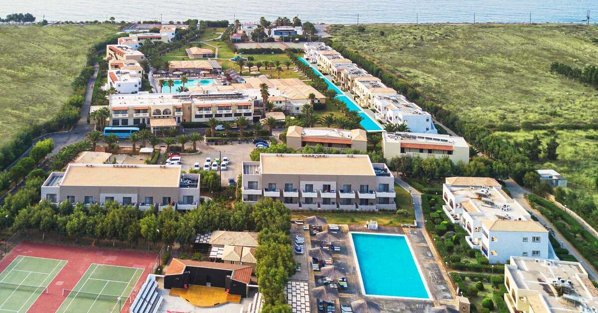 Een foto van de buitenkant van Akti Beach Club