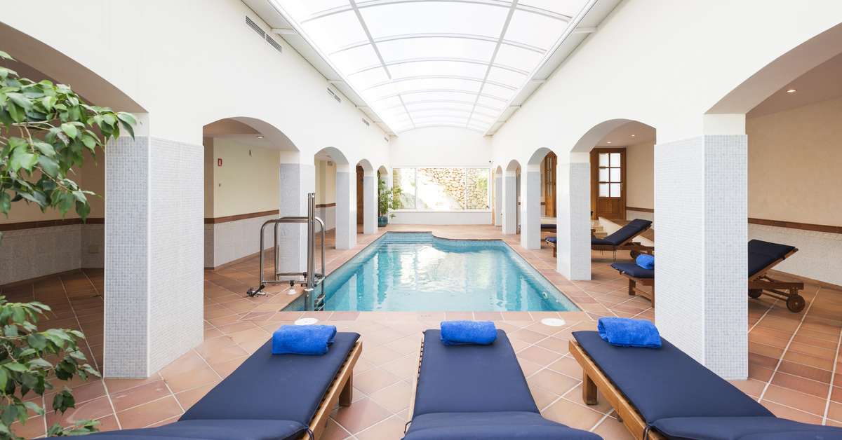 Een foto van het zwembad bij Cala Fornells Hotel