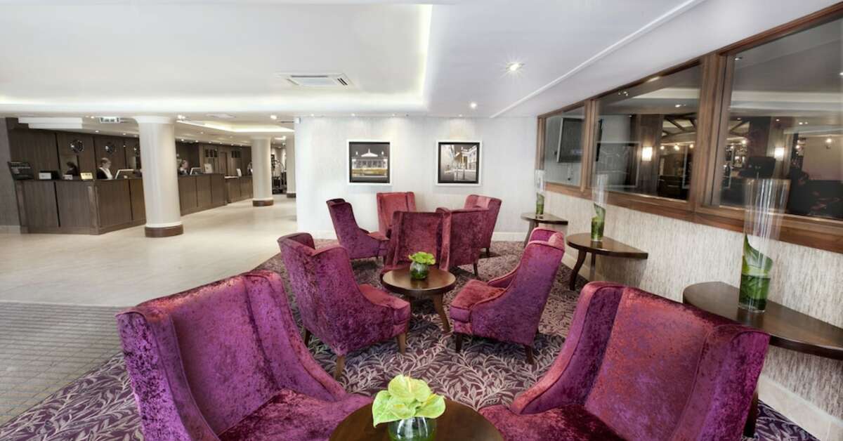 Een foto van The Academy Plaza Hotel