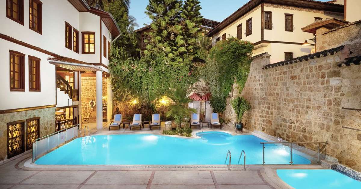 Ein Foto vom Pool im Dogan Hotel by Prana Hotels & Resorts