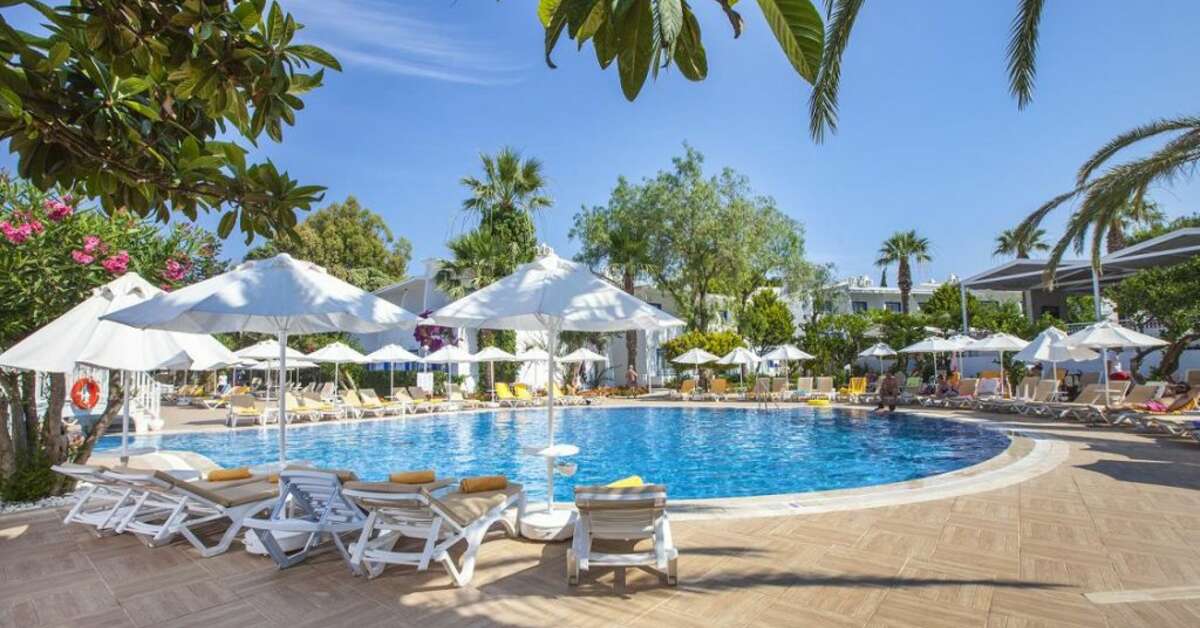 Een foto van het zwembad bij Labranda TMT Bodrum Resort