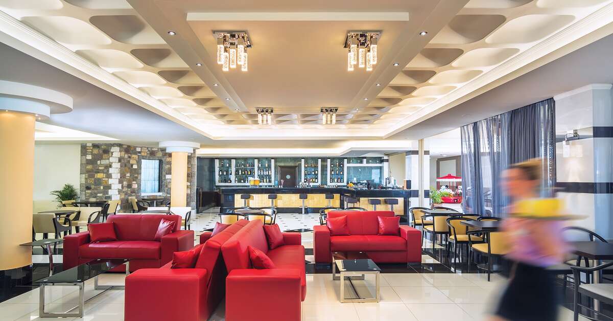 Een foto van het interieur van Kouros Palace