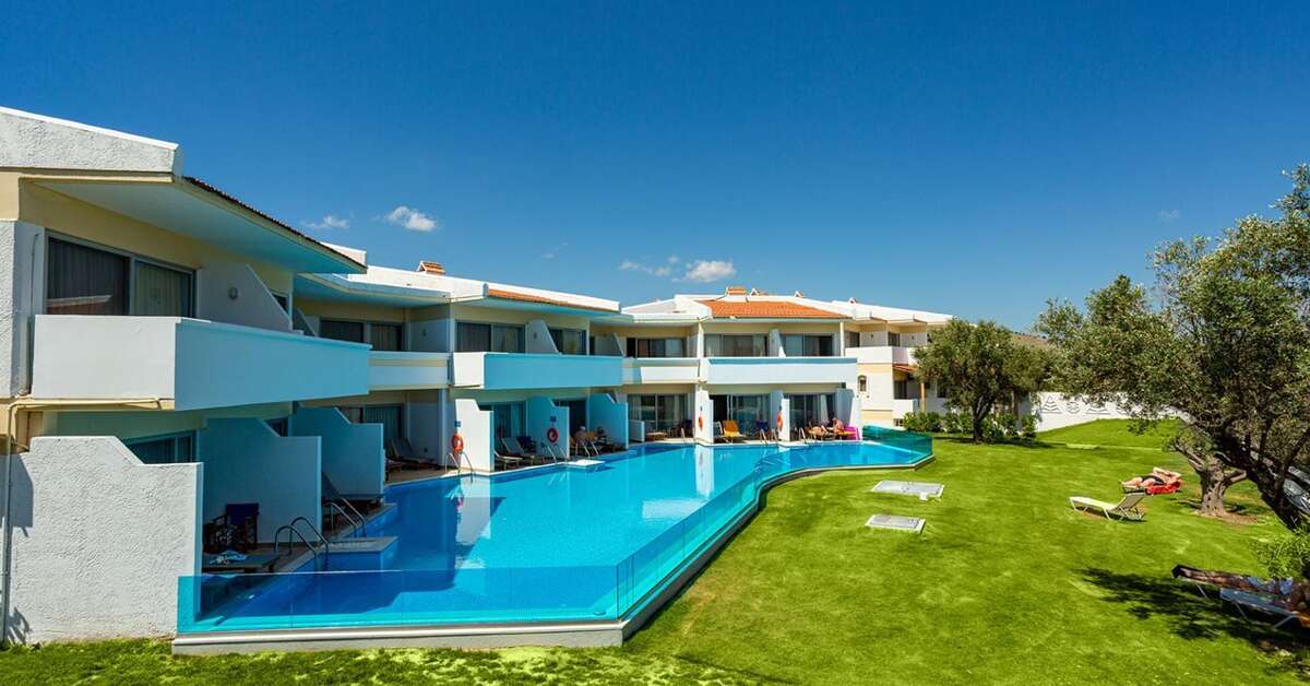 Een foto van het zwembad bij Lydia Maris Resort & Spa