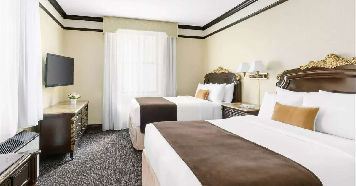 Een foto van The Lucerne Hotel