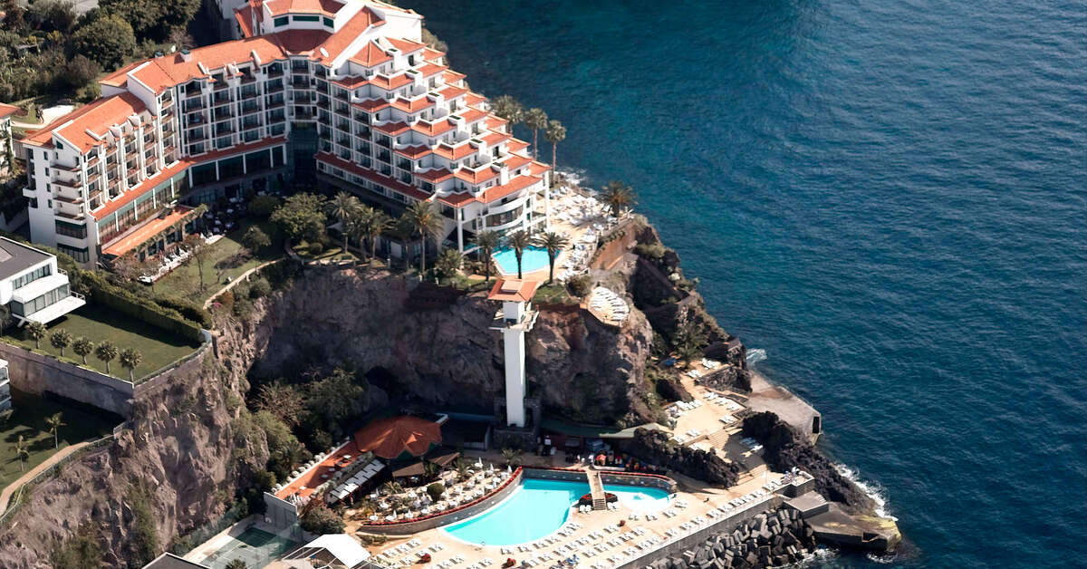 Een foto van een overzicht van Hotel Bay The Cliff Bay