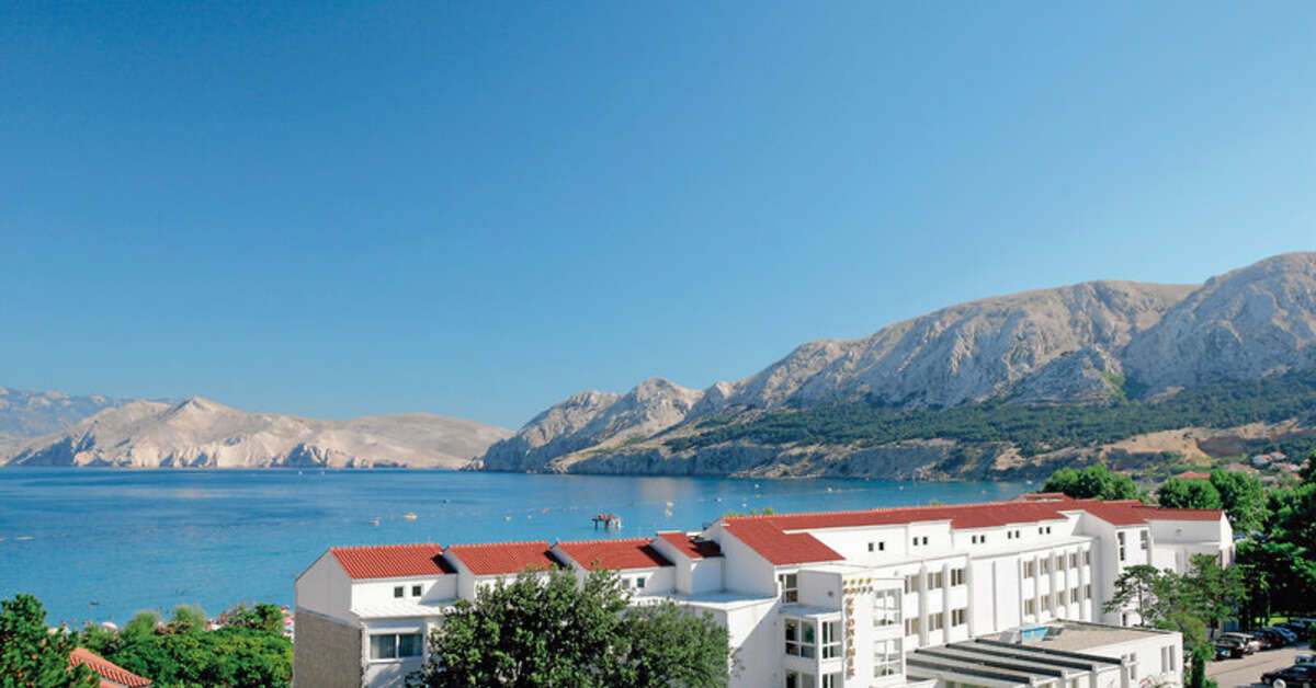 Een foto van de buitenkant van Sunny Baska Residence by Valamar