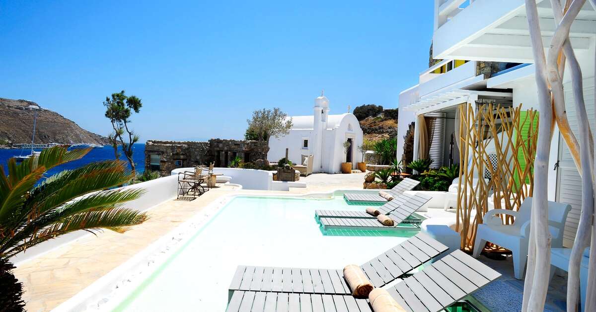 Ein Foto von der Terrasse im Kivotos Mykonos Luxury Boutique Hotel