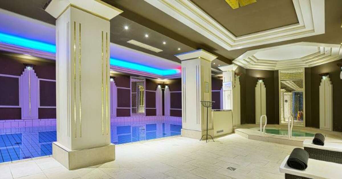Ein Foto vom Pool im Parkhotel Residence