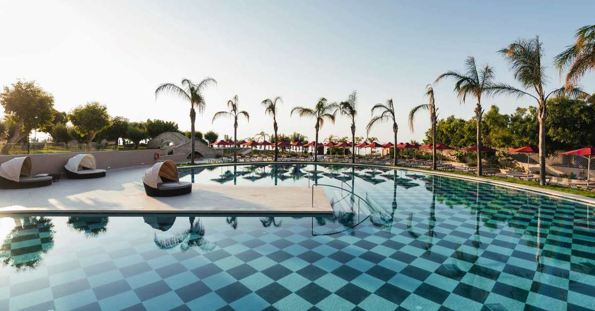 Ein Foto vom Pool im Esperos Palace Resort