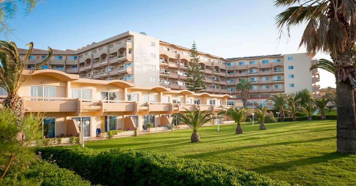 Een foto van de buitenkant van Sun Beach Resort