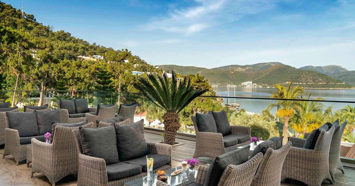 Een foto van het terras bij Rixos Premium Bodrum