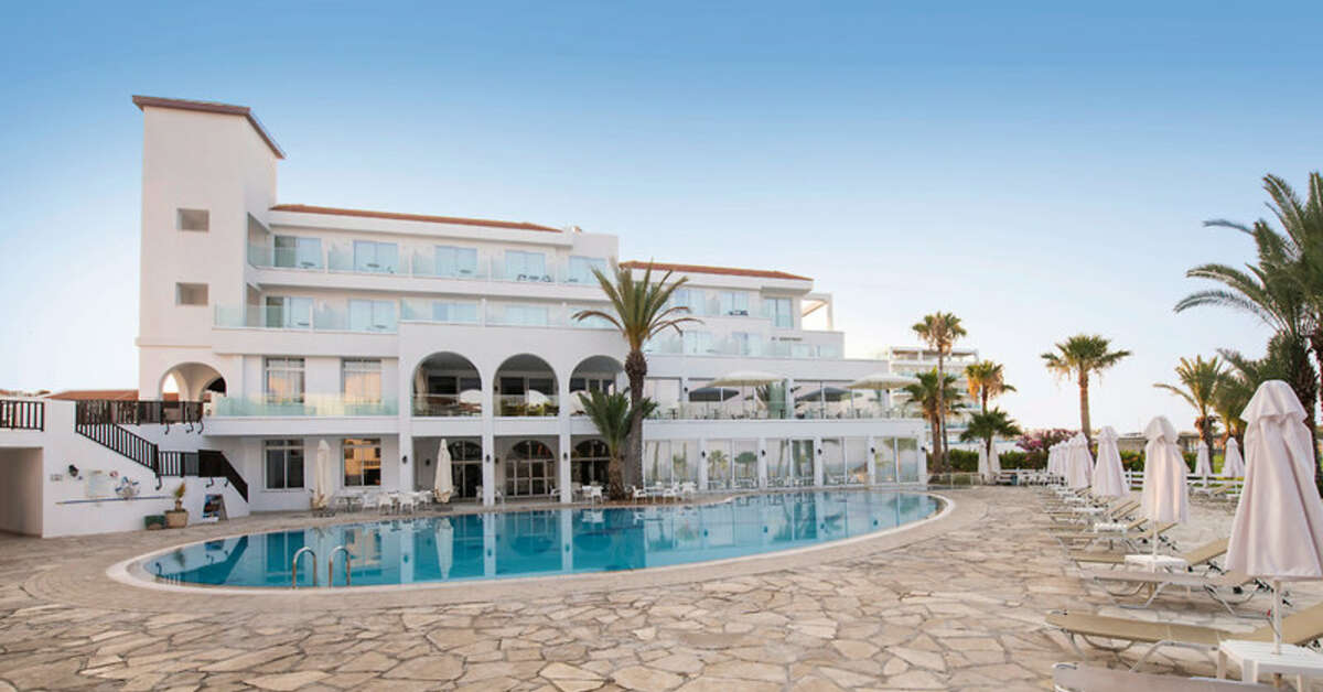 Een foto van het zwembad bij Akti Beach Village Resort