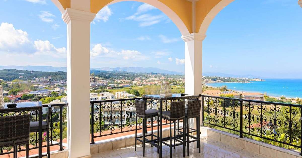 Een foto van het terras bij Zante Palace