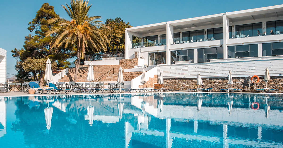 Een foto van het zwembad bij Hotel Ellia