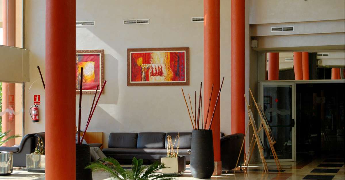 Een foto van het interieur van 4R Regina Gran Hotel