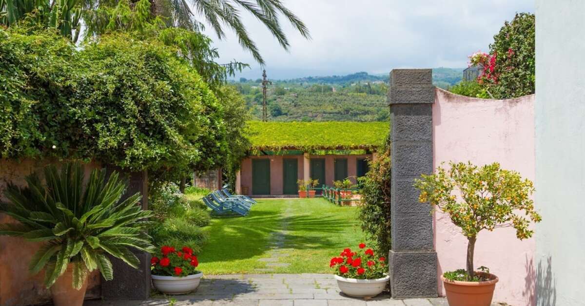 Ein Foto von der Außenansicht des Hotel Etna