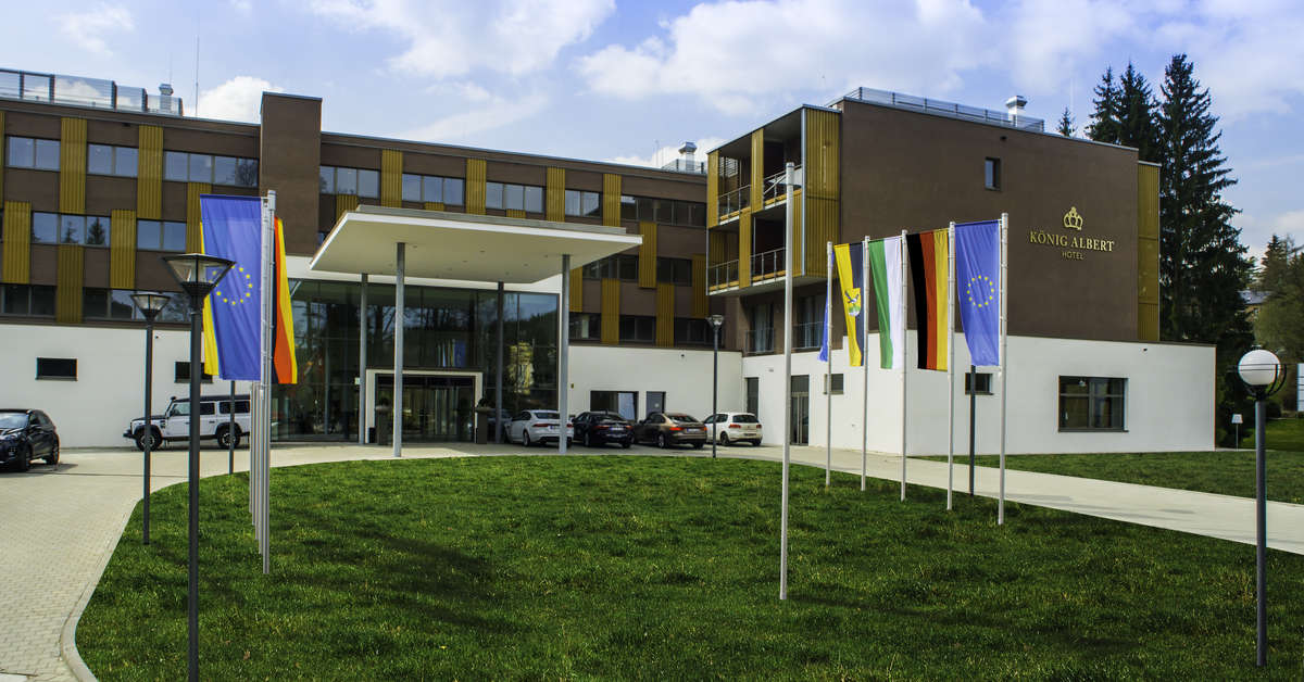 Een foto van de buitenkant van Hotel Konig Albert