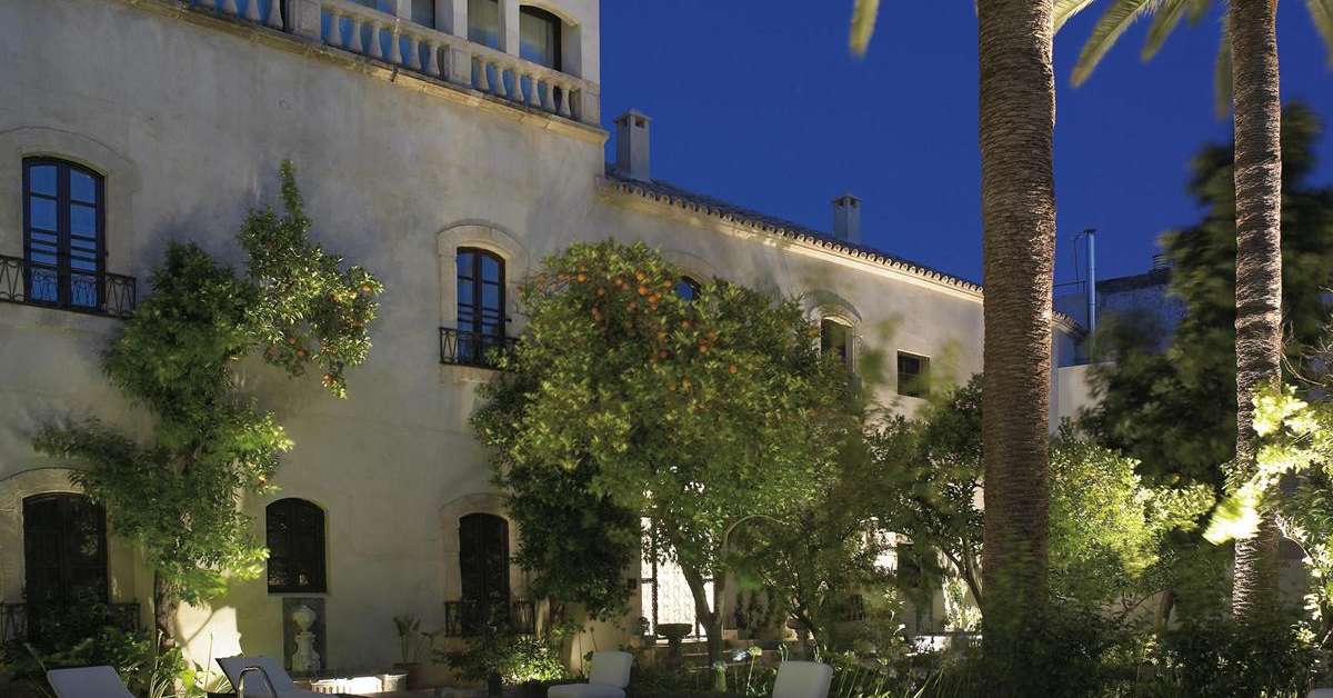 Een foto van de buitenkant van Hospes Palacio del Bailio