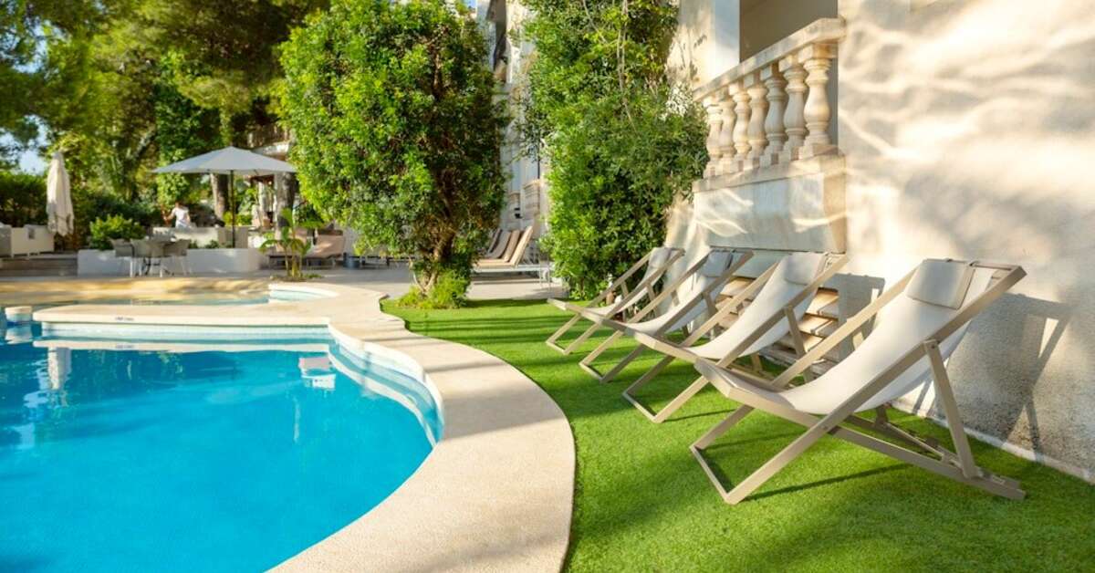 Een foto van het zwembad bij Es Baulo Petit Hotel