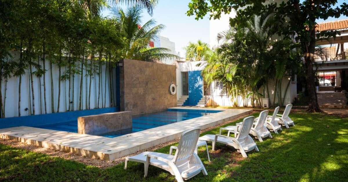 Een foto van het zwembad bij Nina Hotel & Beach Club