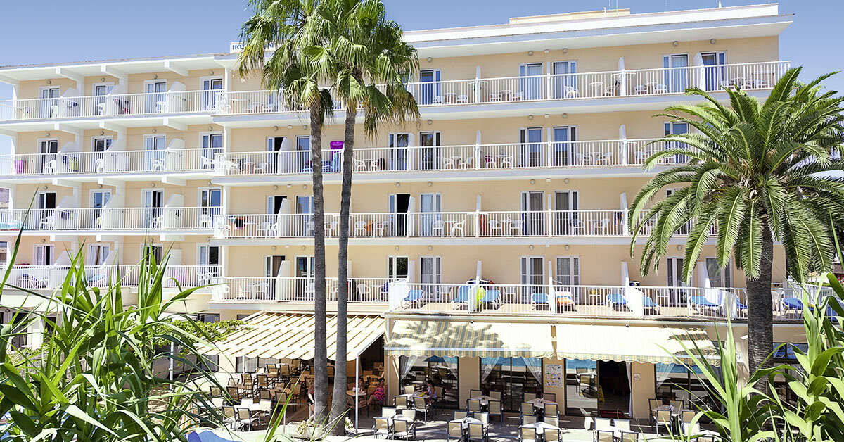 Ein Foto von einer Übersicht des Universal Hotel Bikini