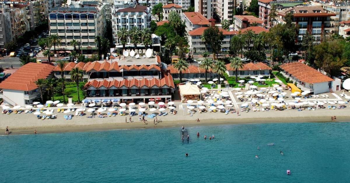 Een foto van het strand bij Hotel Panorama
