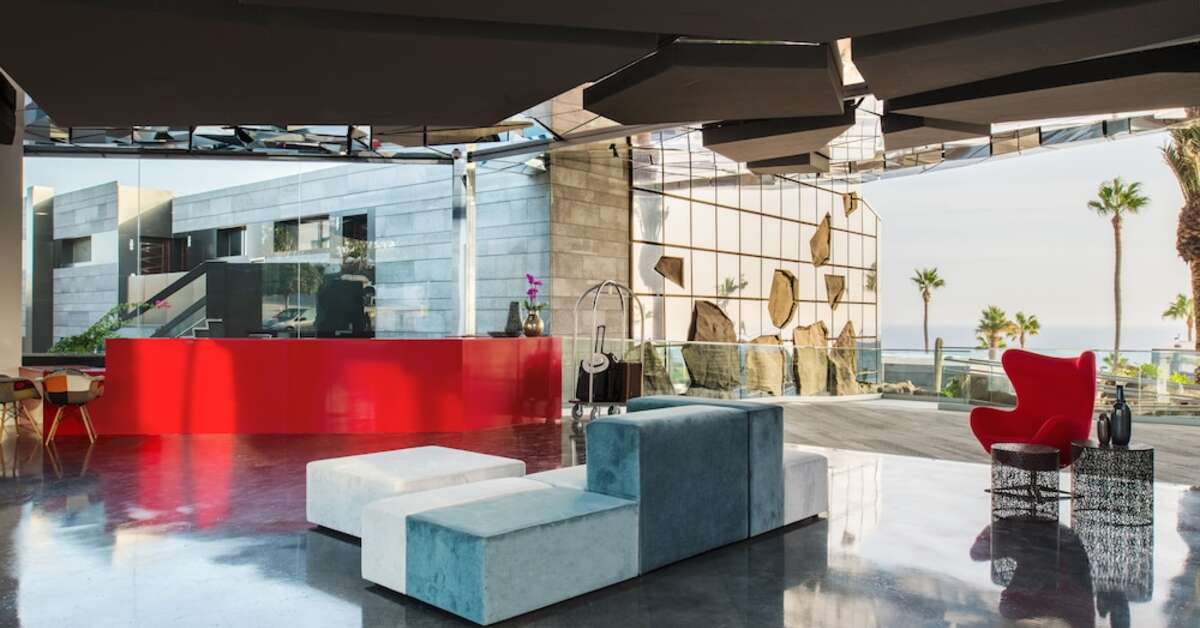 Een foto van het interieur van La Isla y el Mar Hotel Boutique
