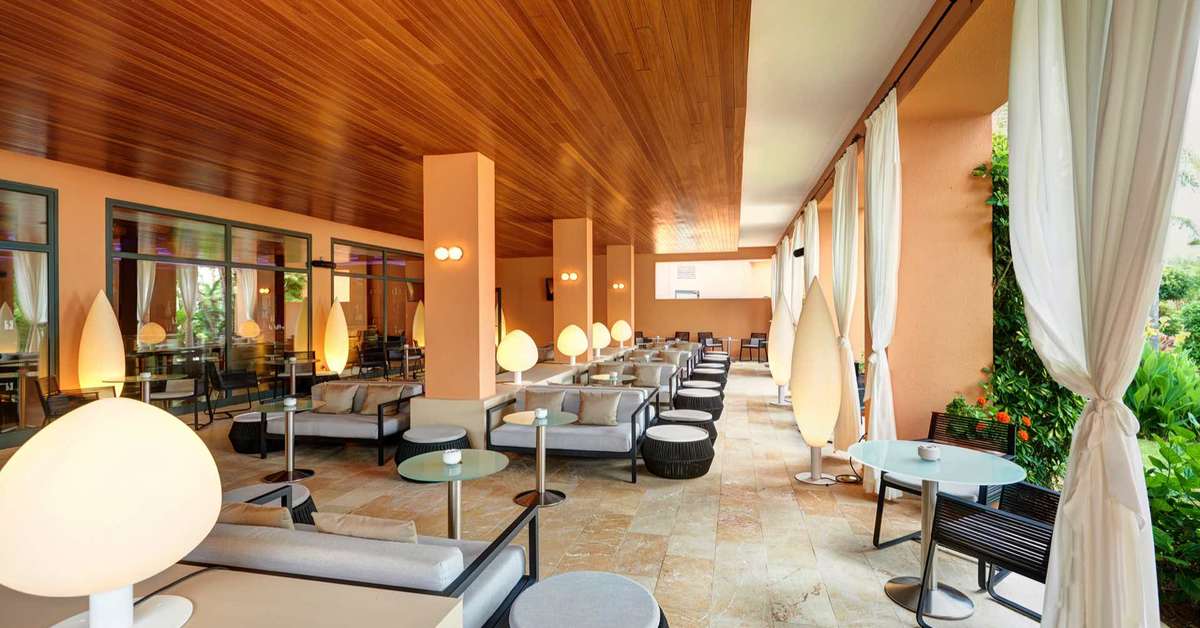 Een foto van het interieur van Hipotels Barrosa Palace & Spa