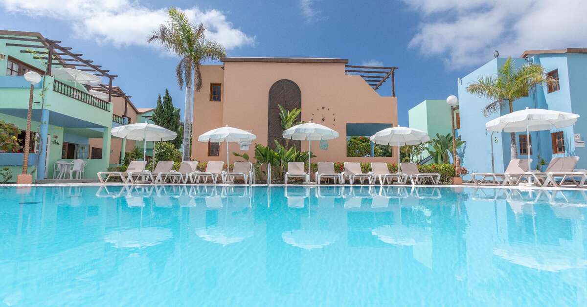 Een foto van het zwembad bij Club Vista Serena