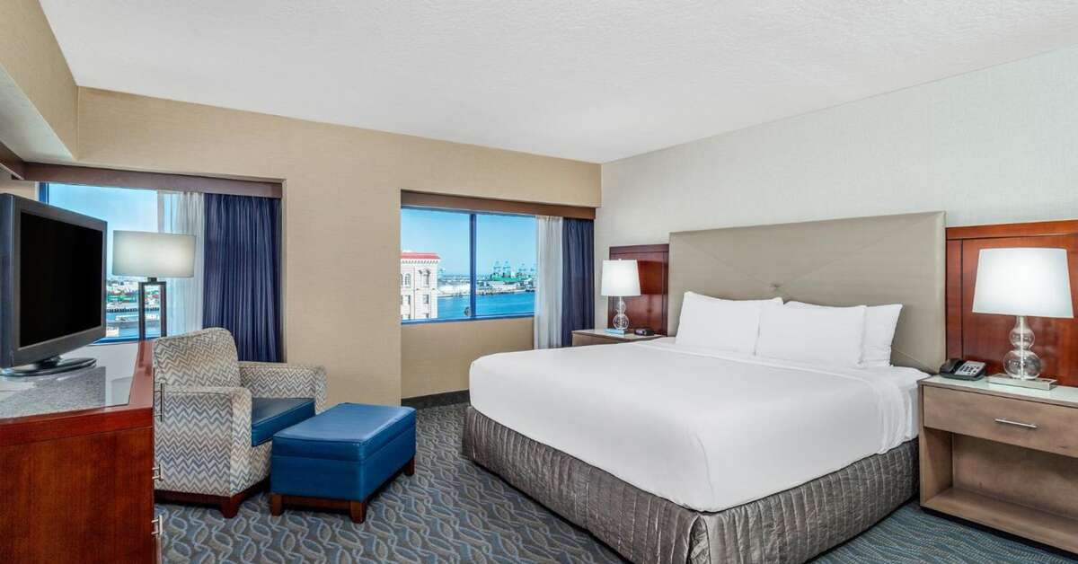 Een foto van Crowne Plaza Los Angeles Harbor Hotel