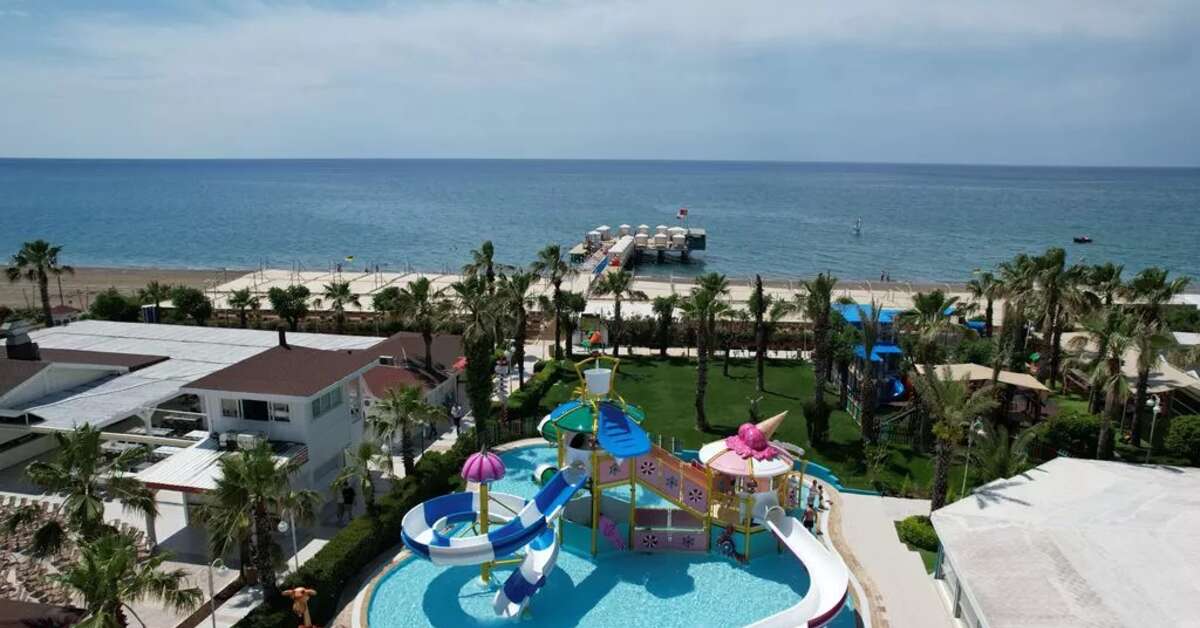 Een foto van het zwembad bij Orange County Resort Hotel Belek