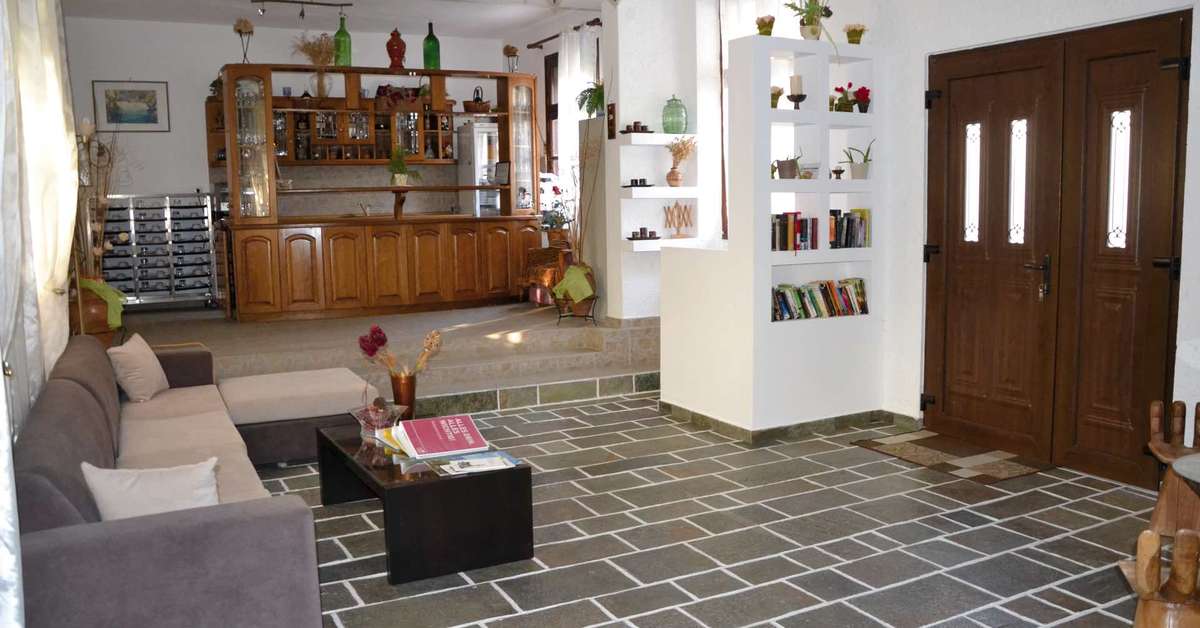 Een foto van het interieur van Hotel Matina