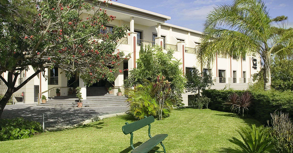 Ein Foto von der Außenansicht des Quinta Funchal Palace Gardens