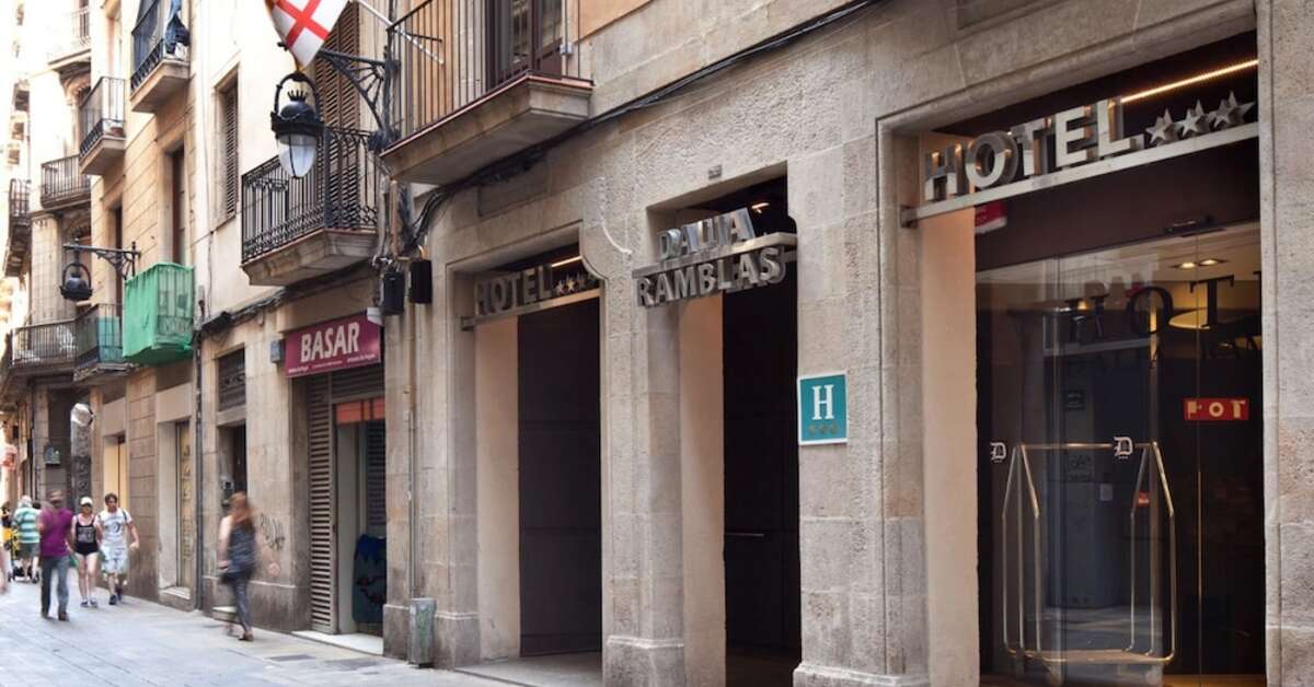 Een foto van de buitenkant van Dalia Ramblas hotel