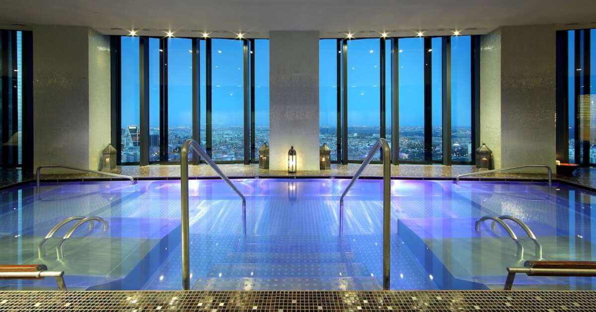 Een foto van de faciliteiten bij Eurostars Madrid Tower Hotel