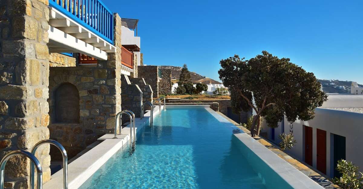 Een foto van het zwembad bij Mykonos Grand Hotel & Resort