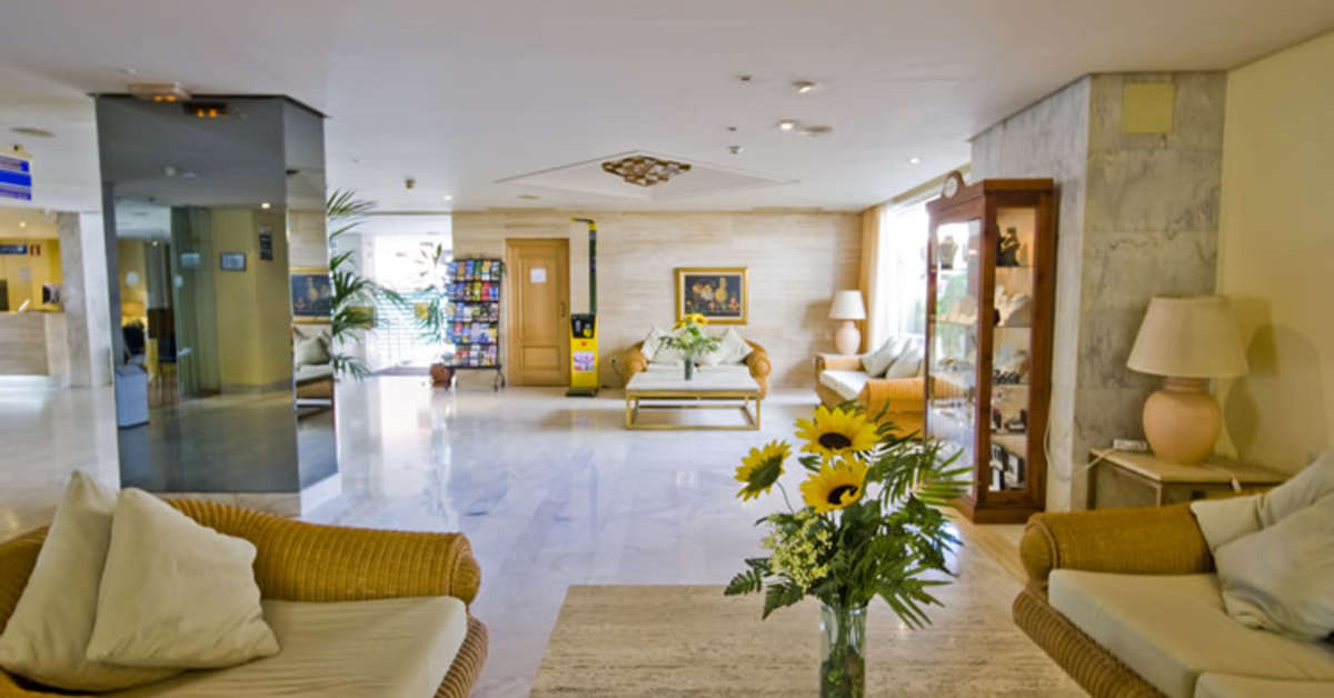 Een foto van het interieur van Hotel Palmasol