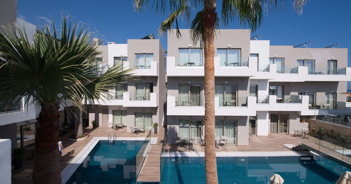 Een foto van het zwembad bij Hotel Cactus Bay